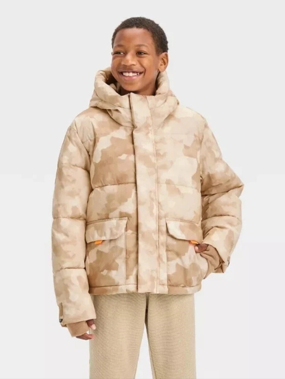 All in Motion Kids Short Puffer Jacket in Tan Camo Print Size M 8